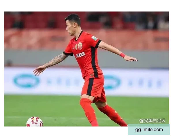 中国男足主帅深入联赛考察潜力球员力求引进新援